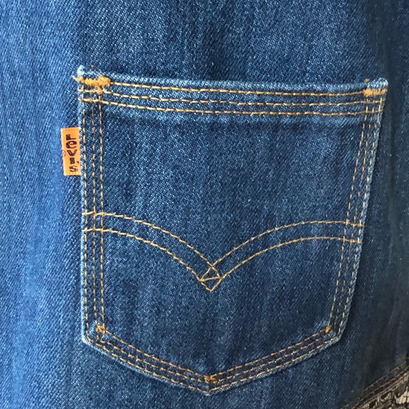 Vintage Levi Strauss & Co. Blue Jean Vest. Large. - Picture 4 of 10